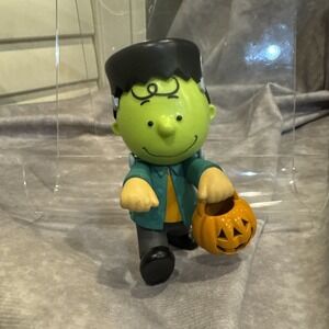 Peanuts Halloween Pumpkin Frankenstein Charlie Brown Figure 3"